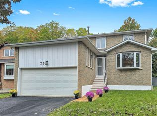 22 Pining Rd, Markham, ON L3T 5N6