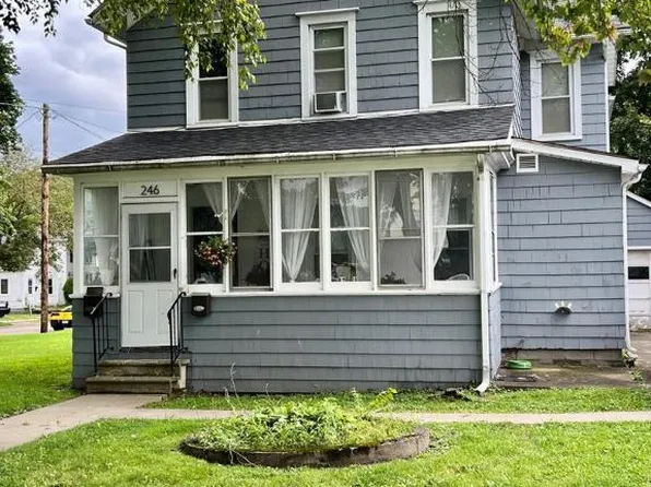 246 E 2nd St, Corning, NY 14830