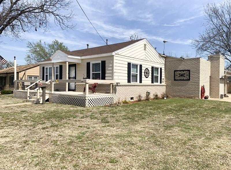 1st image of 301 Lydell Carr Dr