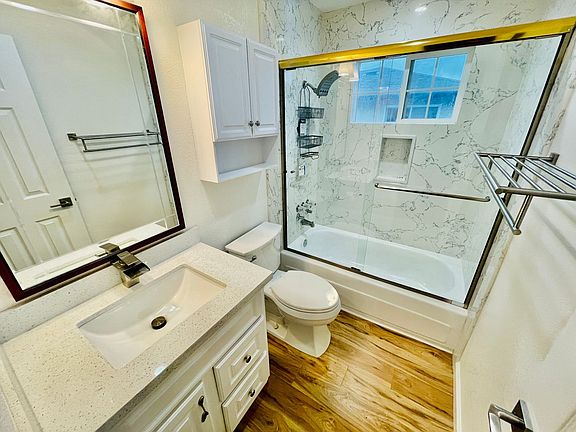 5th image of 640 Pinewood Dr #4