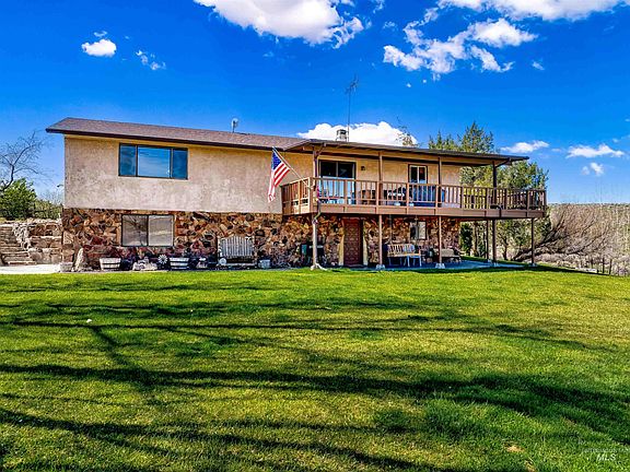 3rd image of 17365 State Highway 78