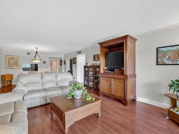 16051 Blatt Boulevard #211, Weston, FL 33326