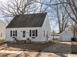 619 E Maple St, Appleton, WI 54915