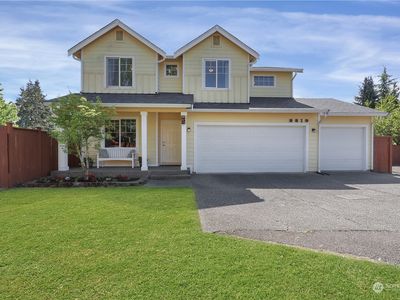 8819 18th Avenue E, Tacoma, WA, 98445