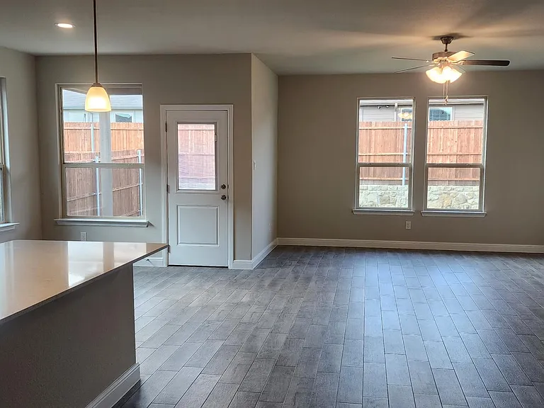 1029 Kirkham Way — Photo 25