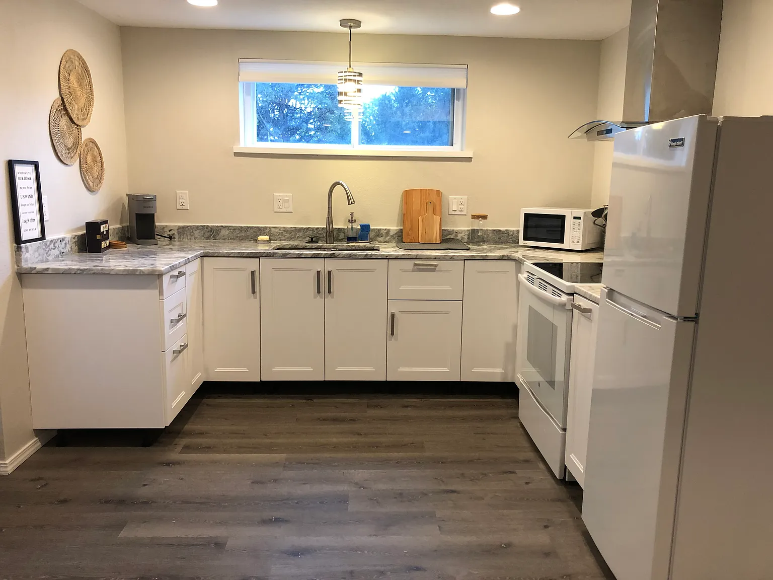 W Montana Pl, Lakewood — Photo 2