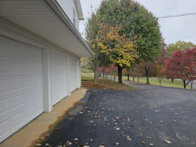 105 Becky Dr — Photo 20