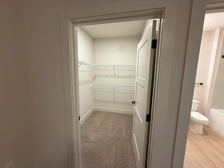 District on the Etowah Apartments — Photo 379