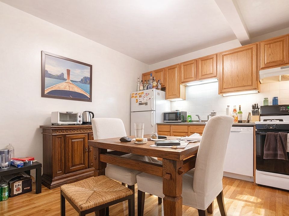 1st image of 25 Glenville Ave #25