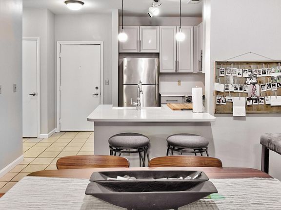 2nd image of 1201 E West Hwy APT 118