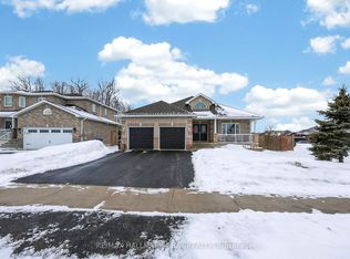 16 Sheppard Dr, Tay, ON L0K 2A0