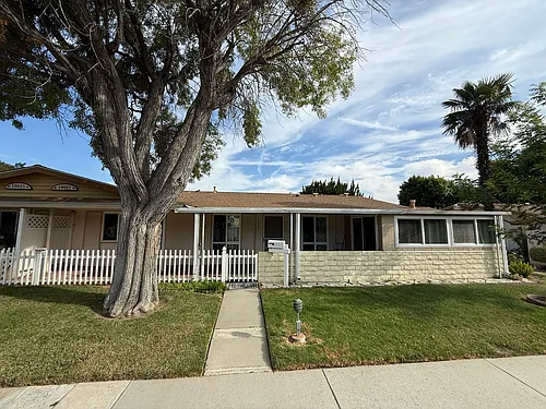 19021 Avenue Of The Oaks Photo 1