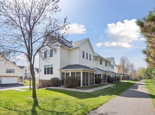2133 Village Trl, Mound, MN 55364