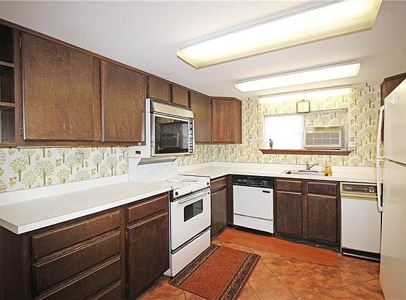 5th image of 3429 Metairie Ct