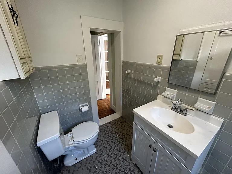 445 E Eufaula St — Photo 10