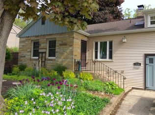 40 E Terra Cotta Ave, Crystal Lake, IL