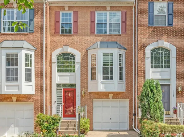11511 Wild Hawthorn Ct, Reston, VA 20194