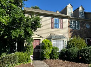 2961 Faversham Pl, Raleigh, NC 27604