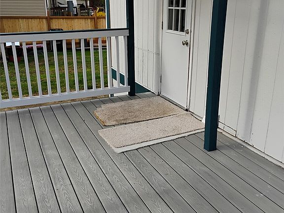 3rd image of 13506 Meadow Drive