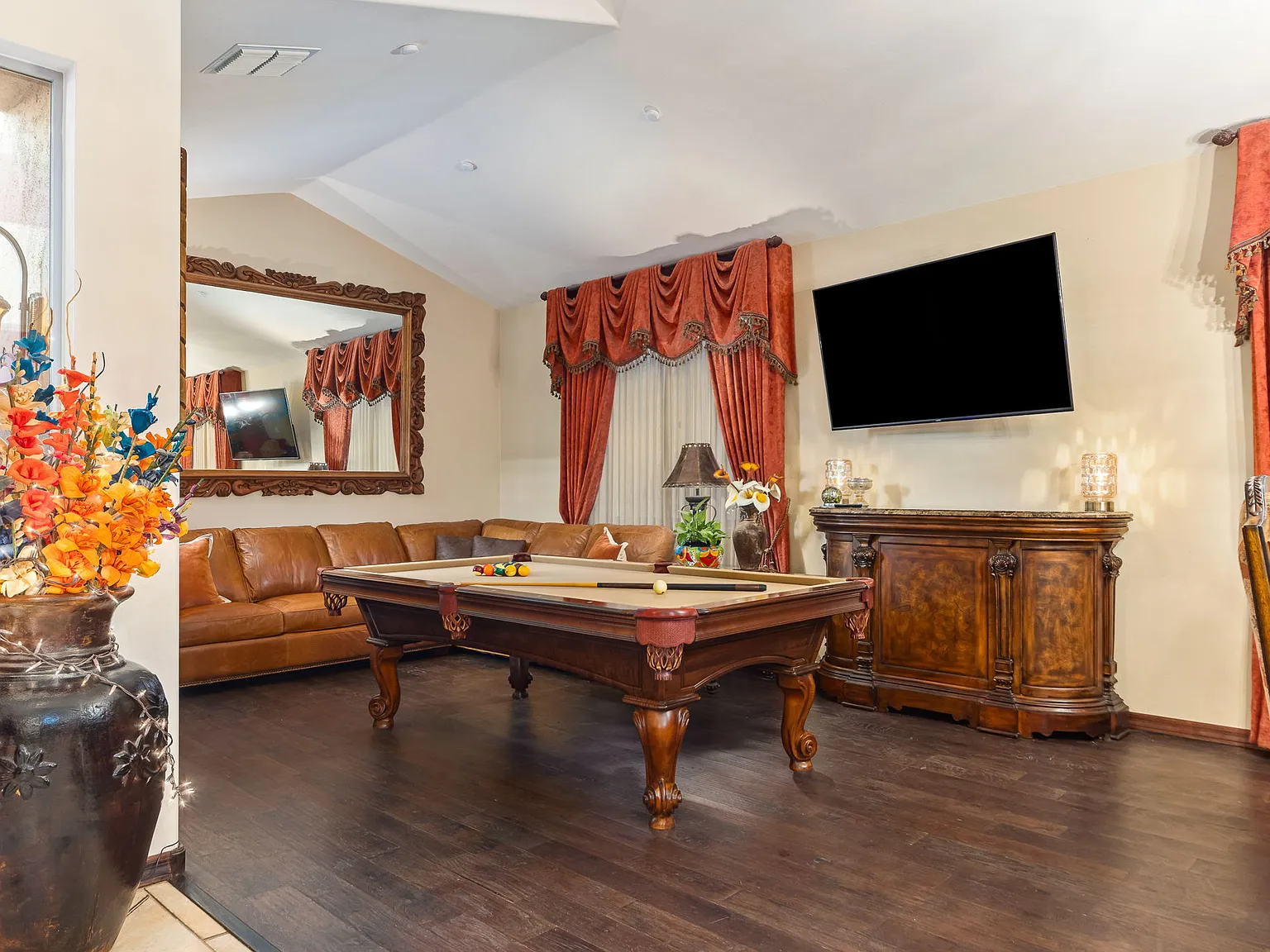 5 bed, 3123 sqft, $2,850 — Photo 3