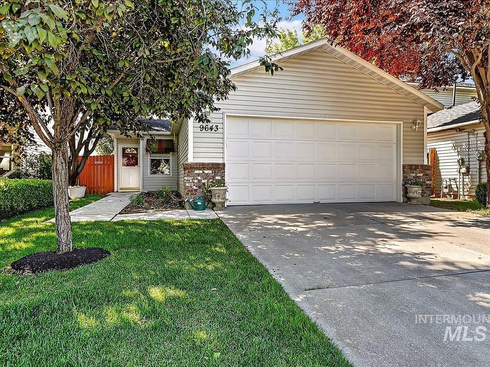 1st image of 9643 W Weir Hollis Dr