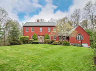 126 Red Bridge Rd, North Grosvenordale, CT 06255