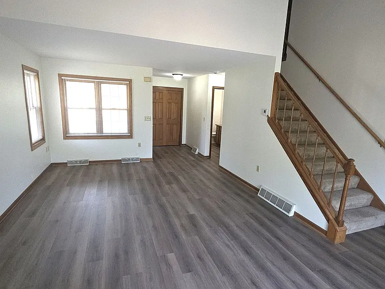 3205 S Ridgecrest Ct — Photo 5