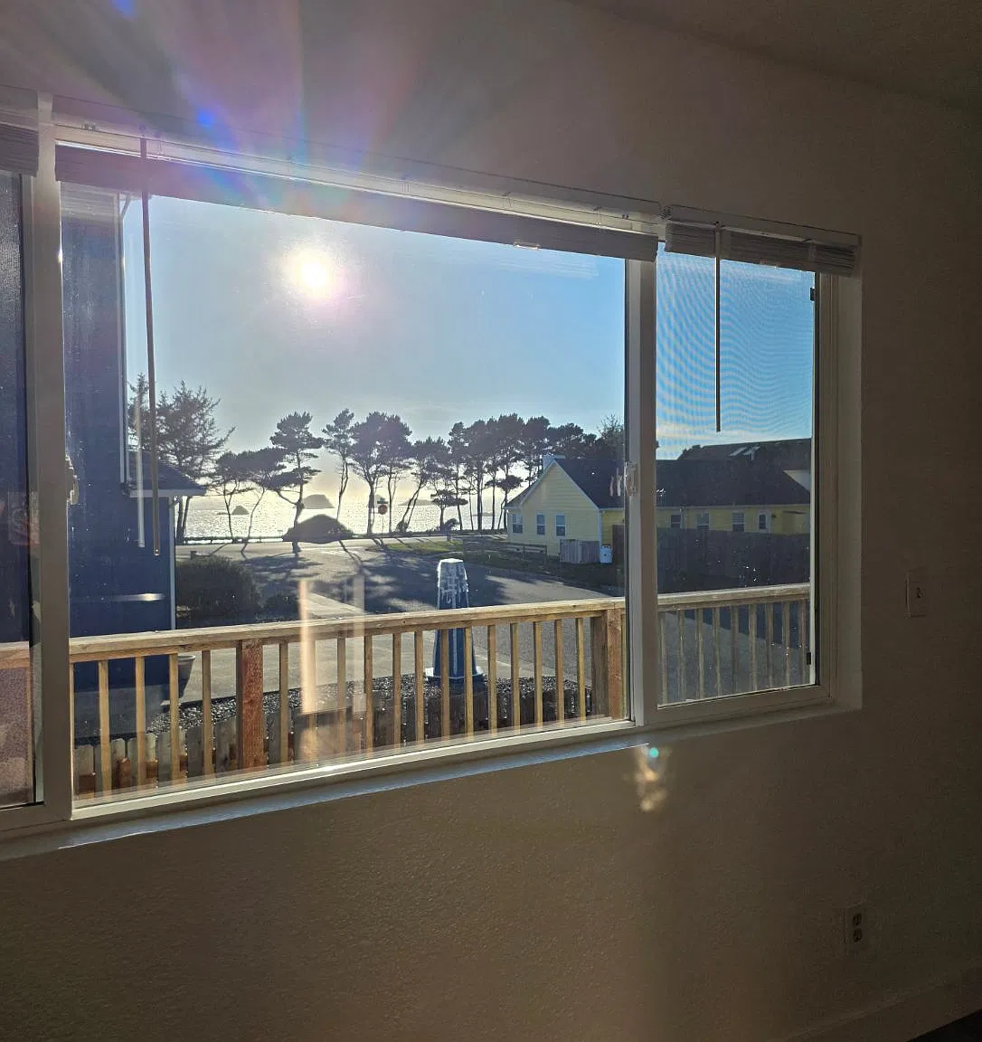 3 bed, 1900 sqft, $3,000 — Photo 1