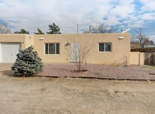 1330 Marron Cir NE, Albuquerque, NM 87112