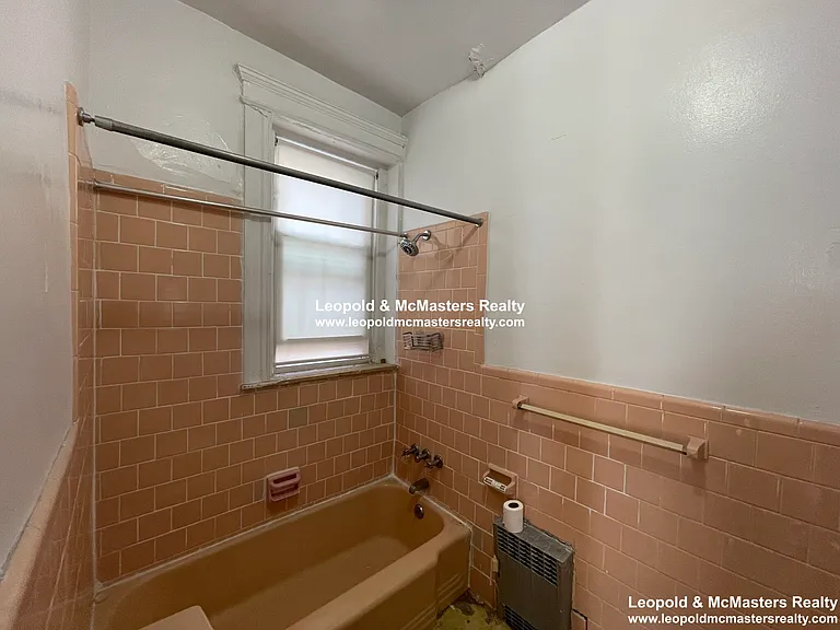 Kelton Street Apartments — Photo 45