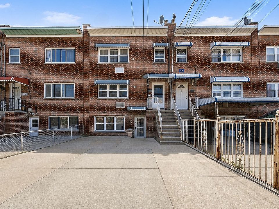 1st image of 253 Robinson Ave