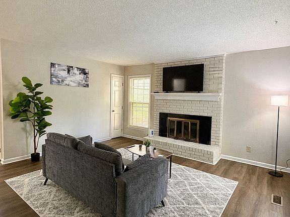 5th image of 5208 Windwood Ct #5208