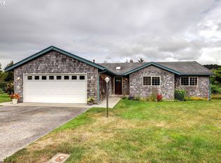 552 Vine Maple Ct, Cannon Beach, OR 97110