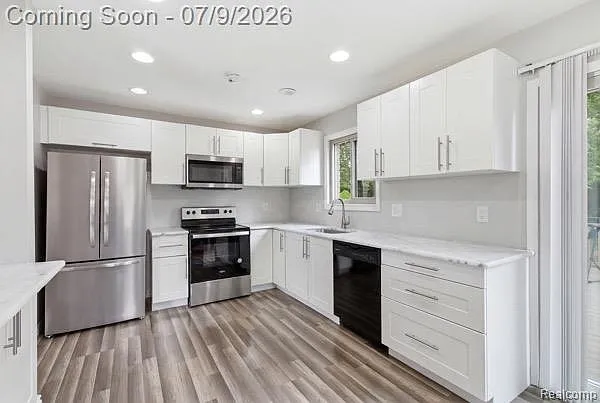 4950 Windham Dr — Photo 2