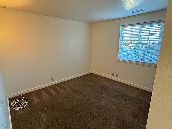 5th image of 1018 Imola Ave #B