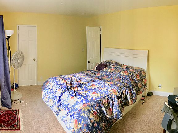 4th image of 474 Campus Dr