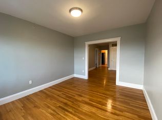 36 Surfside Rd APT 10, Lynn, MA 01902