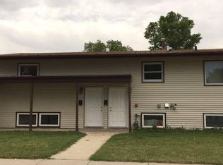 1805 2nd Ave NW #A, Minot, ND 58703