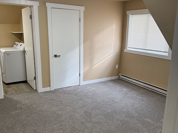 5th image of 1404 N Lincoln St #2U