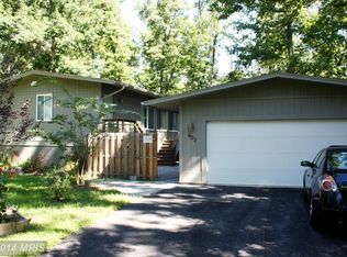 602 Austin Ln, Herndon, VA 20170