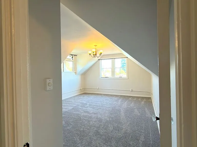 2529 Etna St — Photo 5