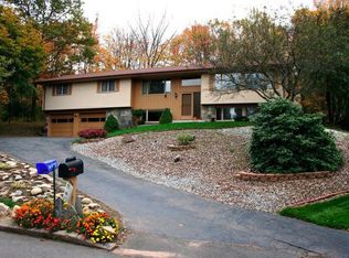 121 Shepard Dr, Manchester, CT 06042