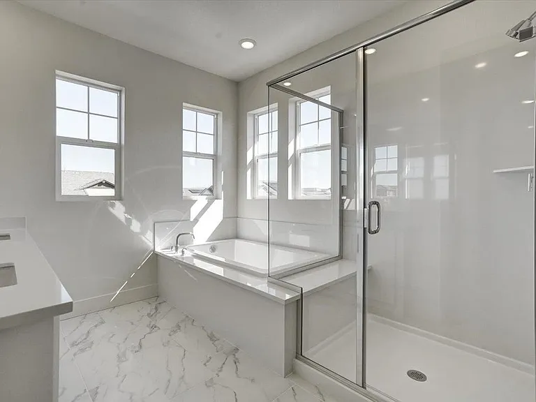 12101 Almeria Way — Photo 16