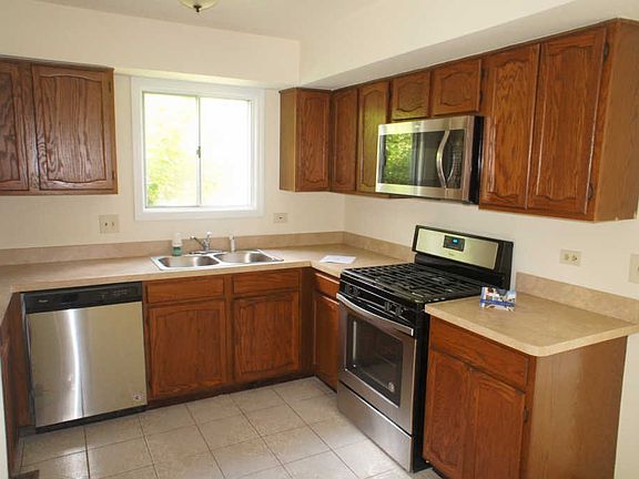 2nd image of 3100 Winchester Ct E