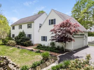 255 Hemlock Ave, Guilford, CT 06437