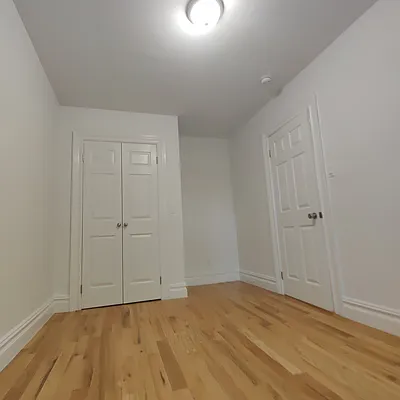 Rented by Palladium Property Group | media 12