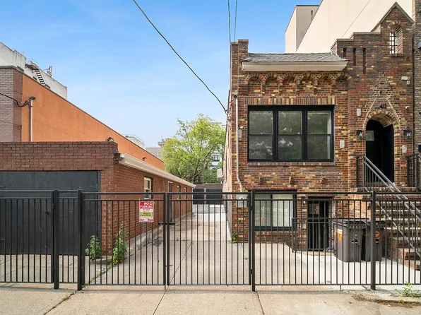 417 Maple Street image 17 of 19