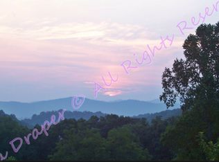 736 Quail Run Ln, La Follette, TN 37766