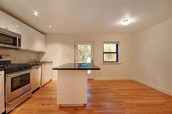 Rented by Corcoran | media 11