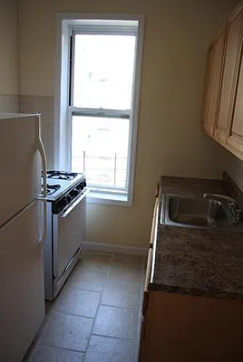 Rented by Lang Realty LLC | media 3